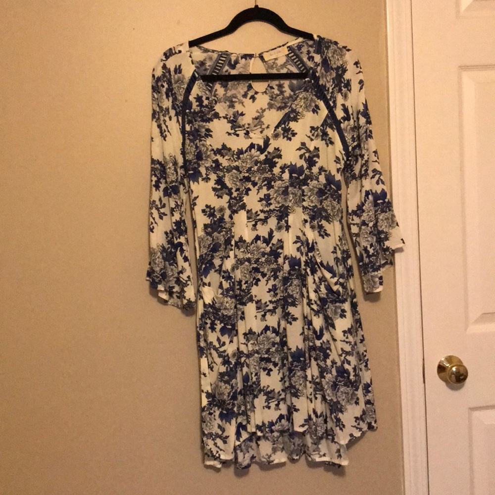 Cream and Blue Floral Print Dress